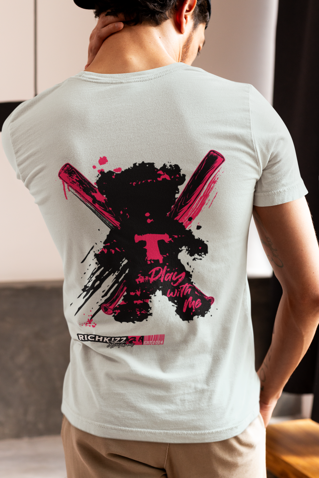 Herren Shirt Richkizz Ted play with me Teddy Baseballschläger Premium T-Shirt Unisex, Herren Farbe Natural raw cooles Printshirt mit Teddybär