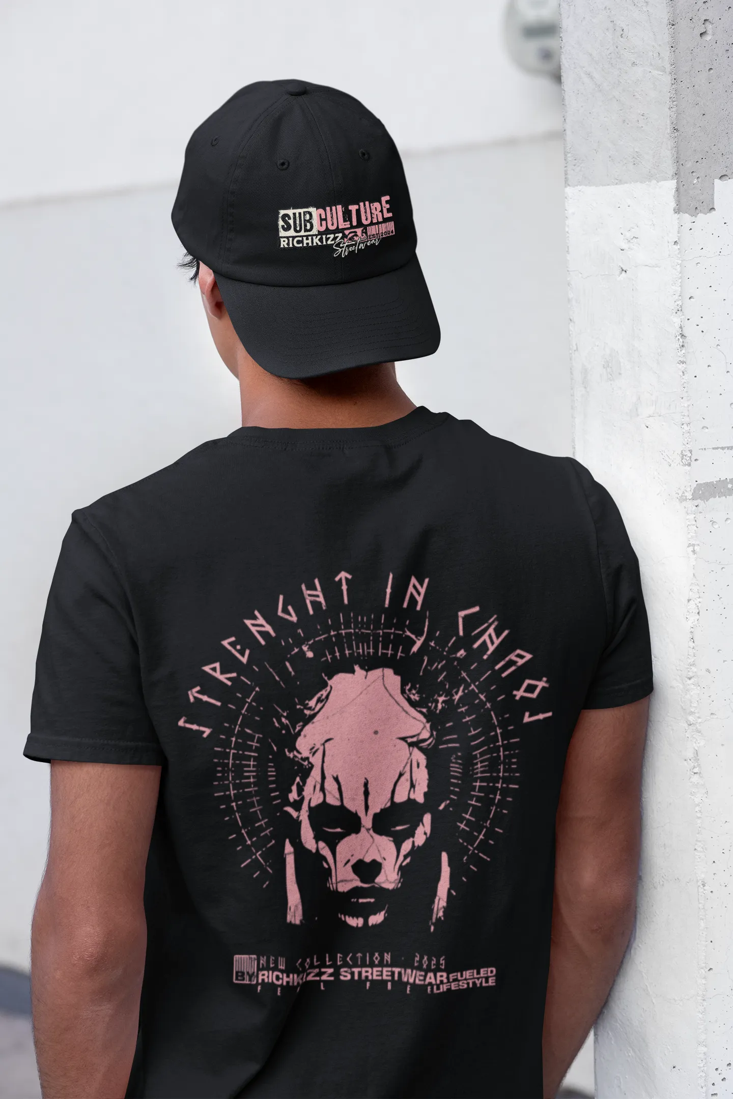 Männer Premium-T-Shirt Strenght Chaos, Die passende Cap findest du im Bundle, bundle T-shirt mit Cap schwarz sub culture streetwear premium shirt Männer, cooles t-shirt für boys herren aktion rabatt
