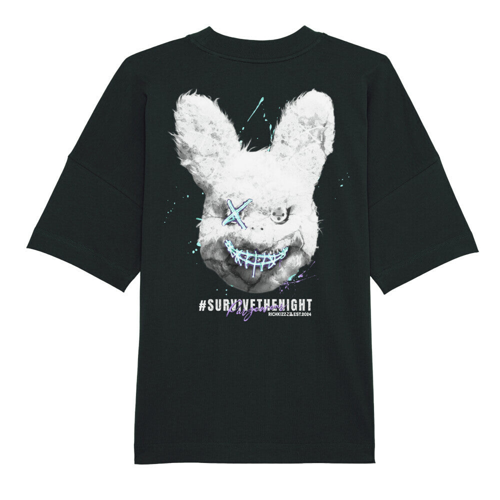 Lässiges Streetwear T-Shirt im Oversized Schnitt aus unserer Bestseller Bad Neighbor Kollektion. Zeit aufzuräumen, mit diesem provokantem Streetwear Design gehören die Nächte dir. Gefertigt aus hochwertiger Bio-Baumwolle. Farbe Schwarz