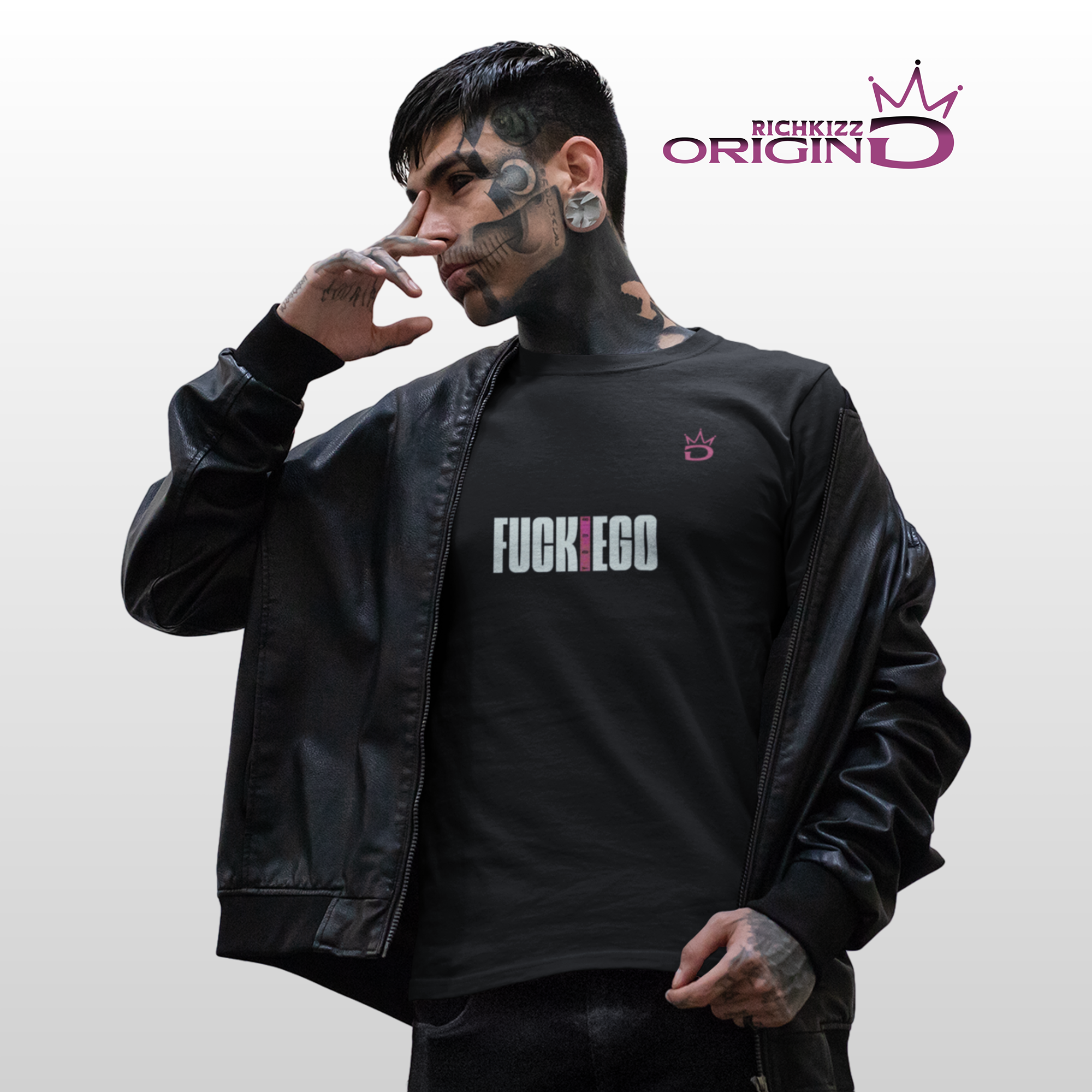 Premium Basic T-Shirt – 100 % Made in Germany Extrem hochwertig, radikal ehrlich: Unsere Pima T-Shirts aus edler Pima Baumwolle setzen neue Maßstäbe. Vollständig in Deutschland produziert – ein fast einzigartiges Statement in der Streetwear-Welt.