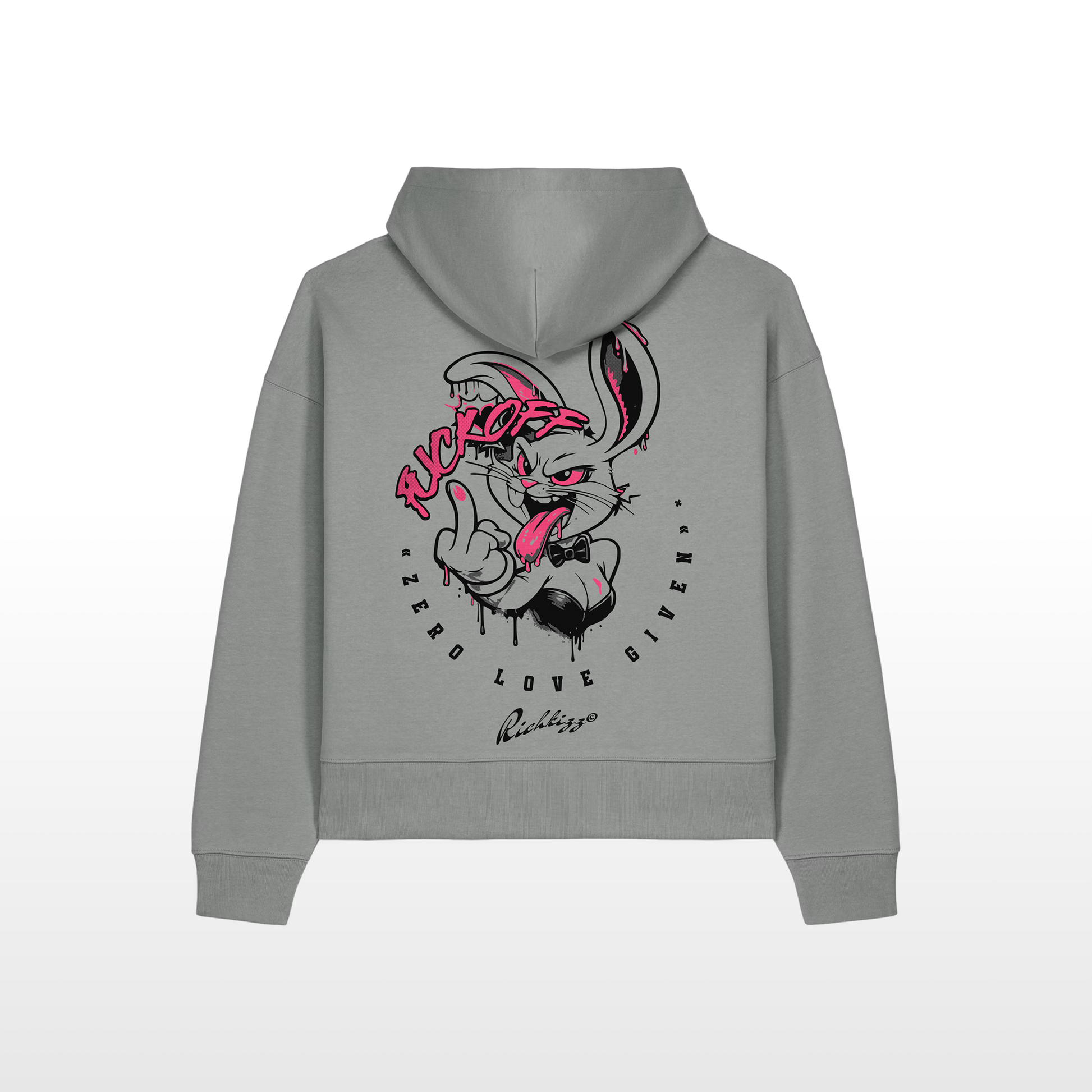 Der Bad Bunny Oversized Hoodie für Girls – locker geschnitten, massiv verarbeitet. Flauschige Bio-Baumwolle, doppelte Kapuze mit Futter, Set-In Ärmel und clean ohne Kordeln und Tasche gefertigt. Robustes Fischgrätenband im Nacken, verstärkte Nähte. Ein Statement-Piece, das hält, was es verspricht.

Handarbeit aus Deutschland&nbsp;- ein echtes Unikat
OriginG Premium&nbsp;Produkt
Oversized geschnitten - extra komfortabel
Clean - Ohne Kordeln und ohne Bauchtasche
Limitiert auf 20 Stück am Tag
Farbe Beton Grau