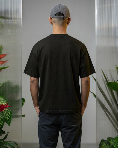 Einfach aber wirkungsvoll, unser GUCZI Attitude Herren Shirt im Oversized-Fit! Ein stylisches Premium-Shirt, das neue Qualitätsmaßstäbe setzt. 100% Bio-Baumwolle, Streetwear Shirt aus Deutschland mit frechen print