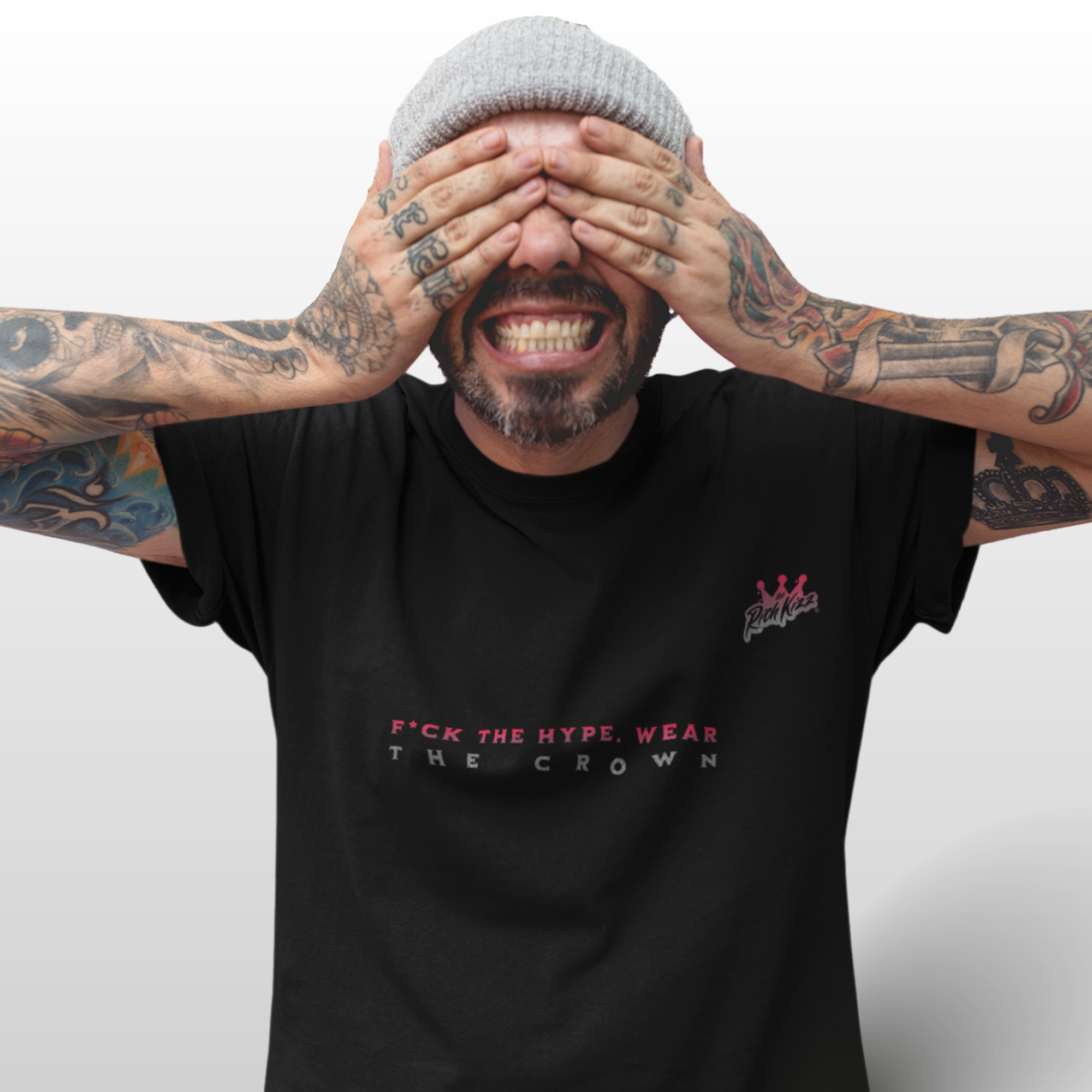 Kollektion neuste Streetwear Produkte, in dieser Kollektion findest du unsere neusten Streetwear T-Shirts, oversized Shirts Hoodies und Jogger mit Rabatt