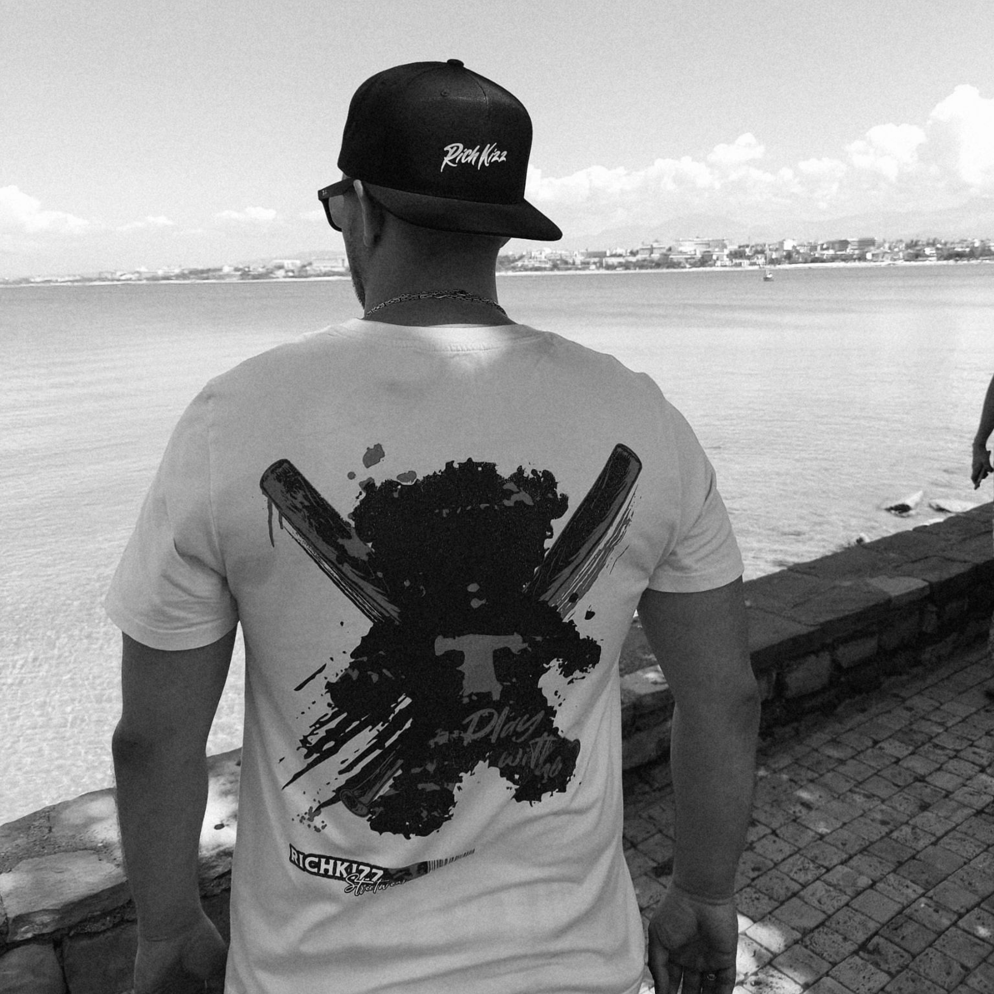 Kundenfoto_Patrick_mit_Ted_Shirt