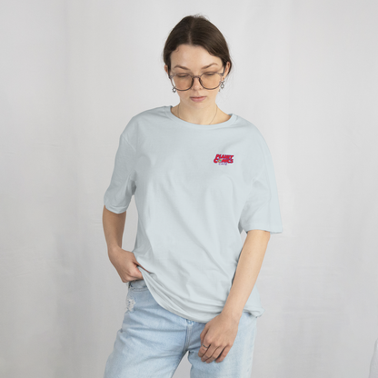 Organic Unisex Premium T-Shirt mit normalem Schnitt, bietet mit 180 GSM ein angenehmes Tragegefühl und langlebige Qualität. Der dezente Front- und Backprint macht das Shirt zum besonderen Hingucker. Ideal wenn Sie Wert auf nachhaltige Materialien und individuellen Stil legen.

max. 40°C waschen
nicht über den Druck bügeln
Trockner nur geringe Temperatur
180GSM hochwertige ringgesponnene Bio-Baumwolle
Fertigung in deiner Lieblingsfarbe und Schnitt