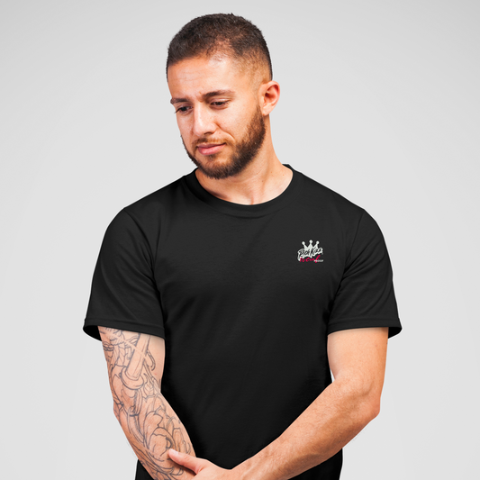 Das Richkizz "Social Proof" ist ein leichtes Sommer Herren T-Shirt in Schwarz und kommt mit unserem kultig abstraktem Streetwear Design, 100% gekämmte ringgesponnene Bio-Baumwolle, 150 GSM. Farbe Schwarz