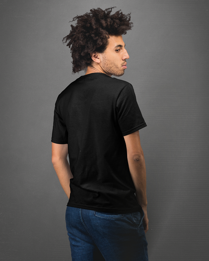 Provokant, witzig und nachhaltig – das Organic Shirt "Jacks Bones" setzt mit seinem frechen Frontprint ein Statement gegen den Einheitsbrei. Der lockere Unisex-Schnitt sitzt einfach richtig, während die hochwertige Bio-Baumwolle für echten Tragekomfort sorgt. Perfekt für alle, die ihre Meinung mit einem Augenzwinkern ausdrücken wollen